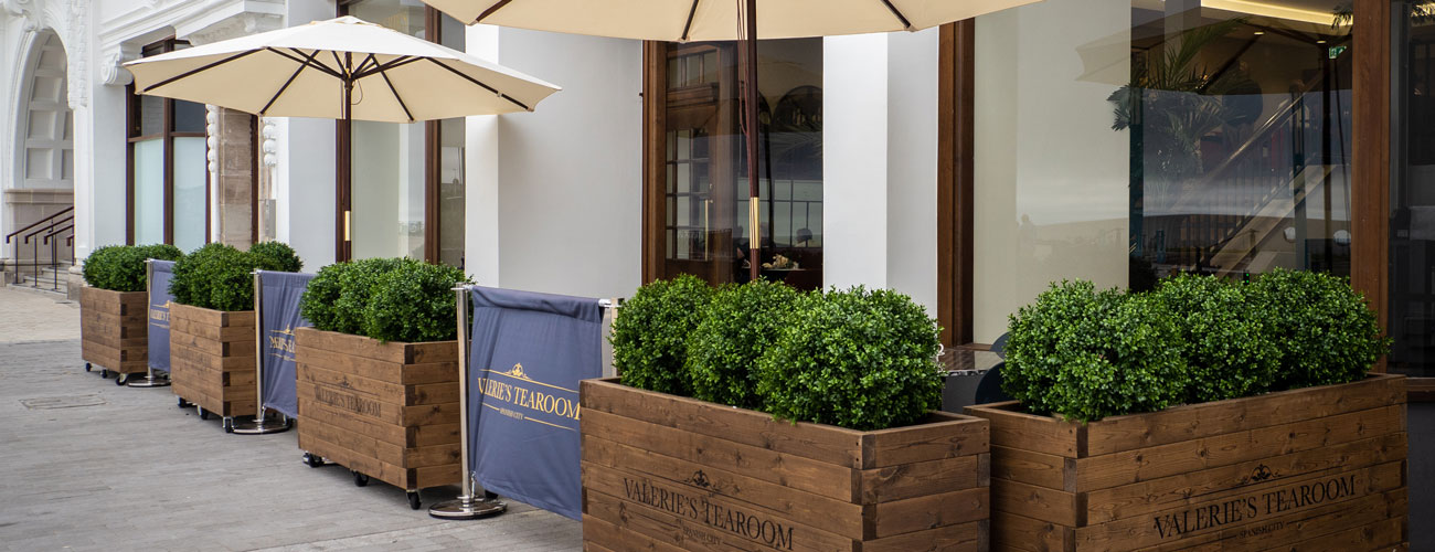 10% off food and drink