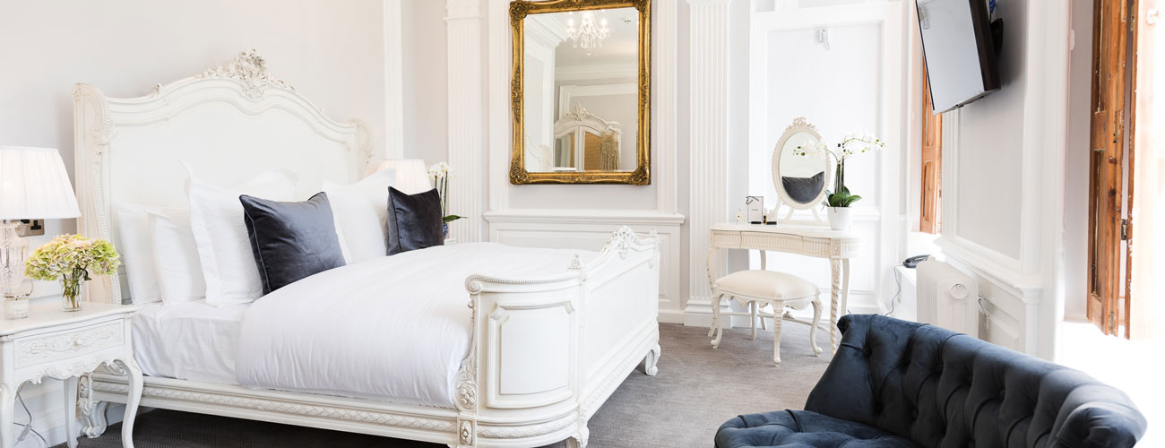 £75 Bed & Breakfast for two
