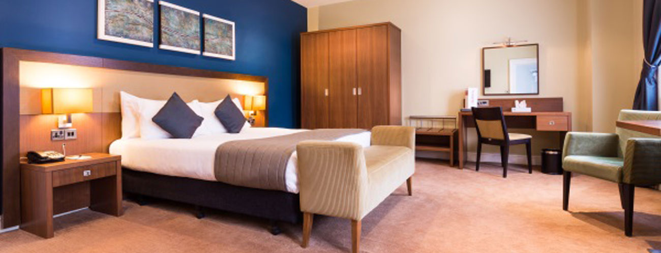 10% off overnight accomodation